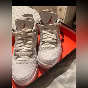 Jordan 4 white Oreo